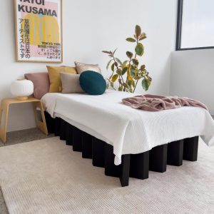 تخت مقوایی در دکوراسیون