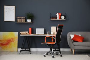 ترکیب قرمز و نارنجی برای اتاق کار