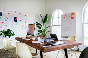 رنگ سبز برگی برای اتاق کار